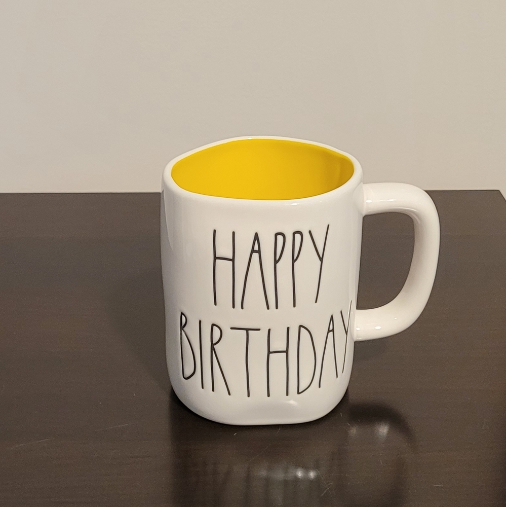 Rae Dunn "HAPPY BIRTHDAY" Mug 🥳🎈🎉🎂